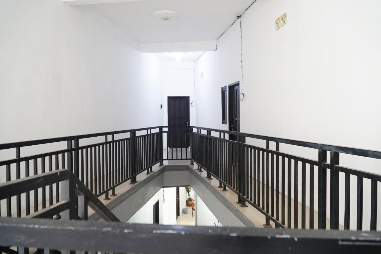 OYO 1034 Pondok Mulia Guest House Syariah Balikpapan (Borneo) Exterior foto
