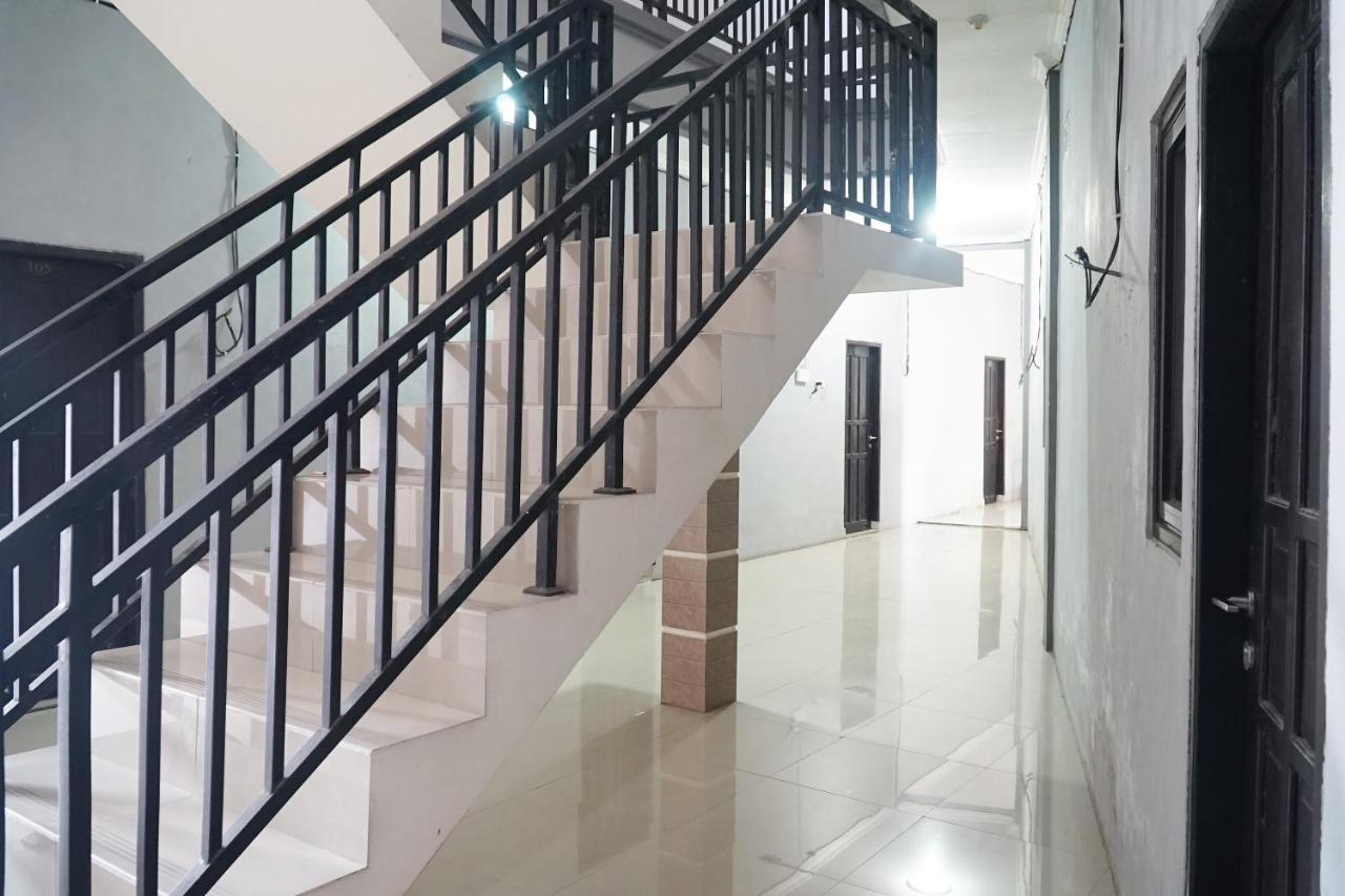 OYO 1034 Pondok Mulia Guest House Syariah Balikpapan (Borneo) Exterior foto