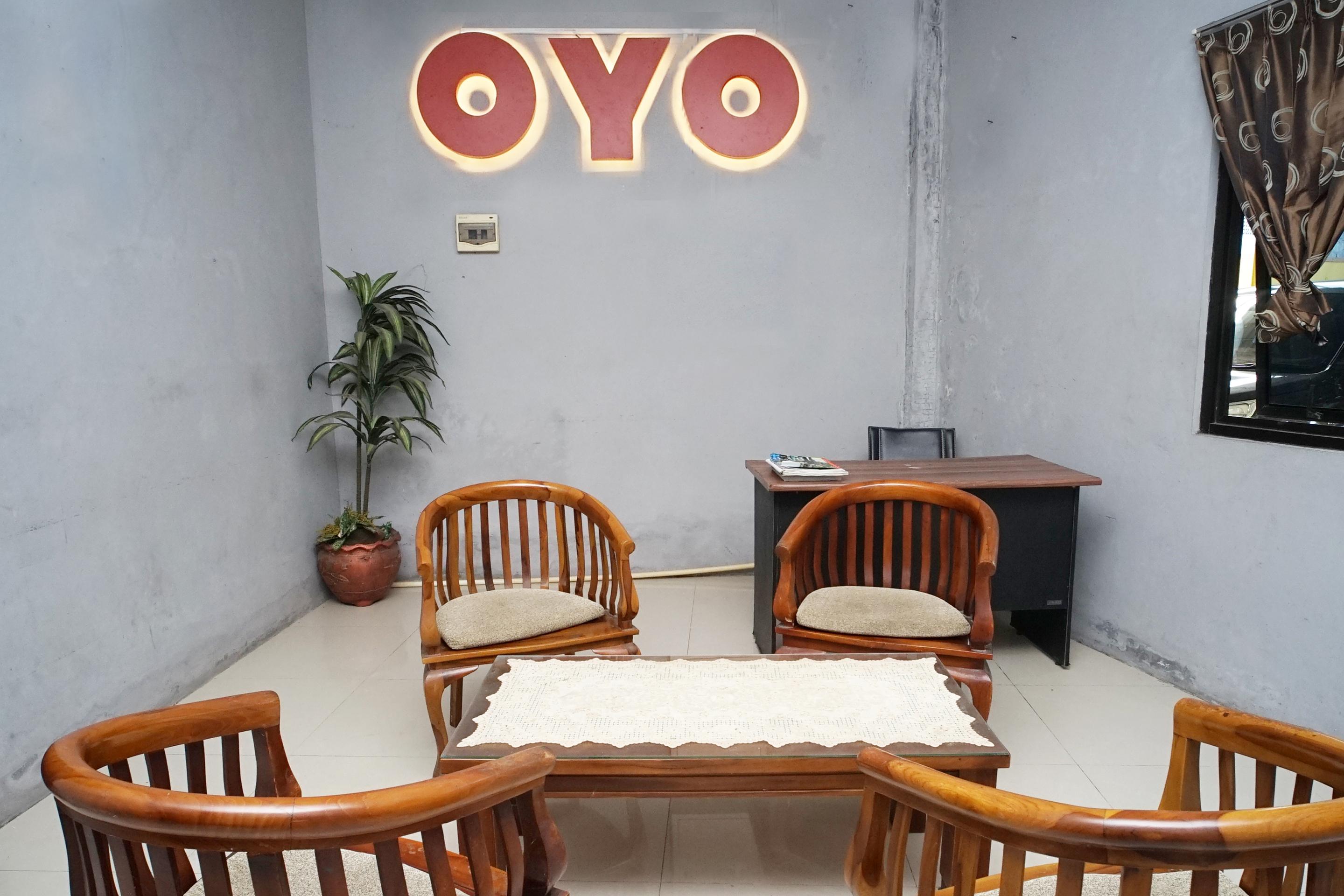 OYO 1034 Pondok Mulia Guest House Syariah Balikpapan (Borneo) Exterior foto